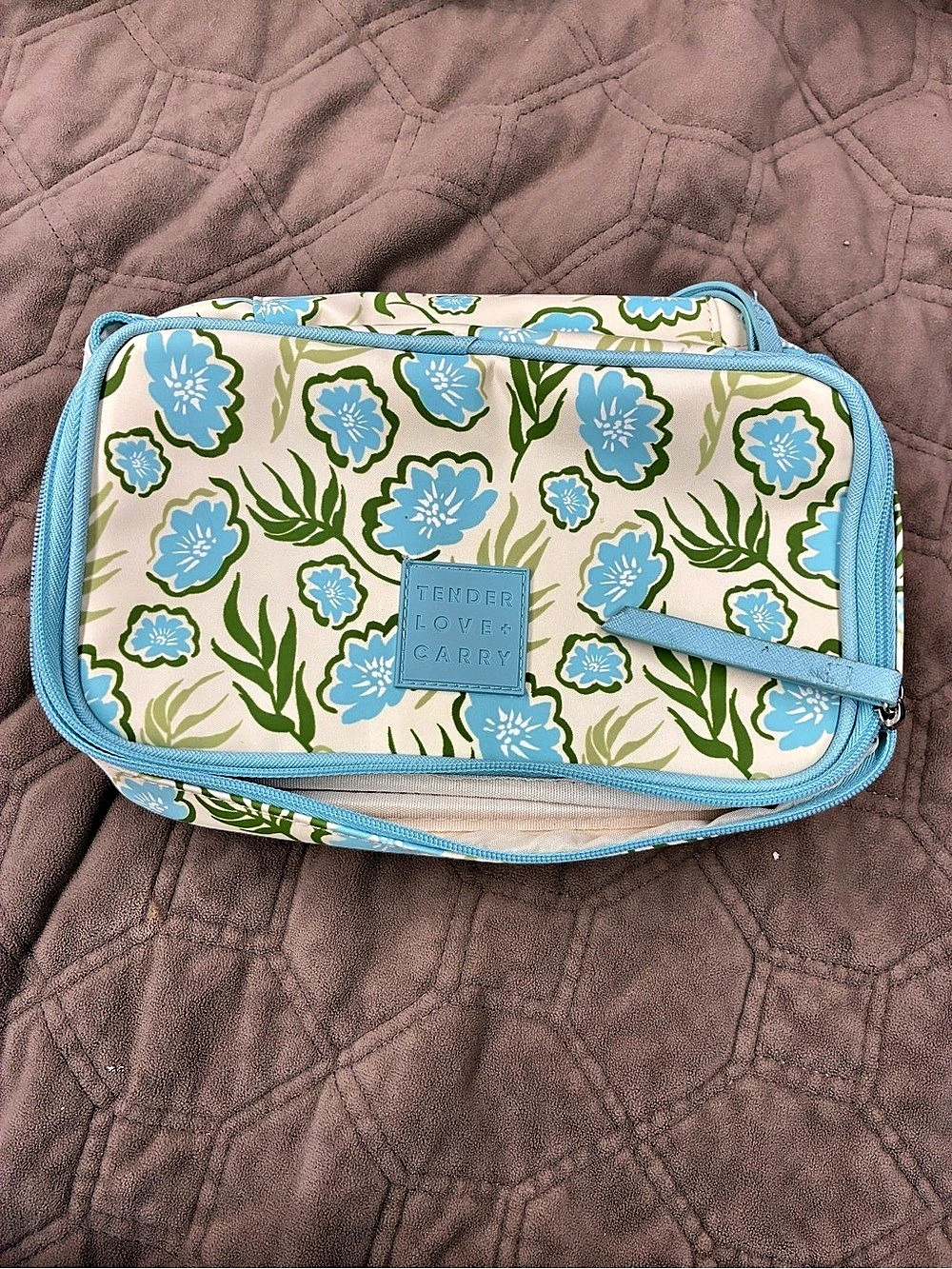 Tender Love & Carry Floral Cosmetic Travel Bag in Blue & Green